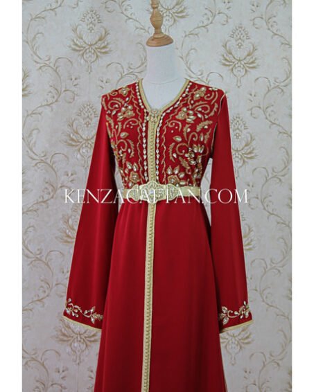caftan rouge