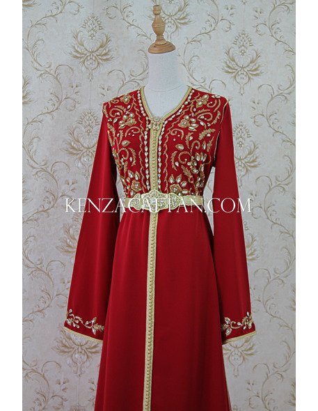 caftan rouge