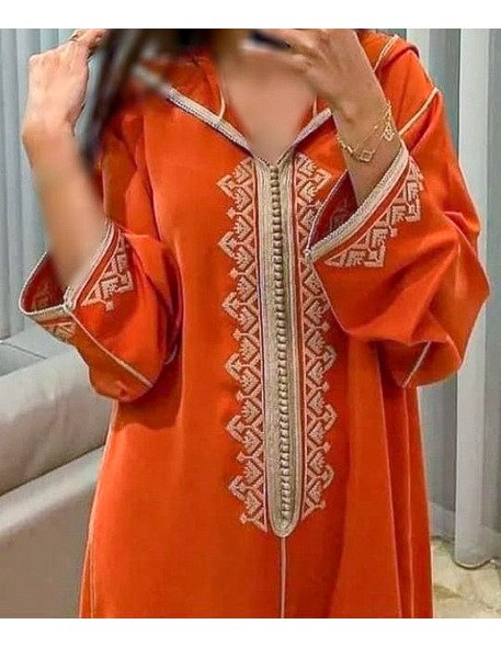 Djellaba en orange avec broderie dorée