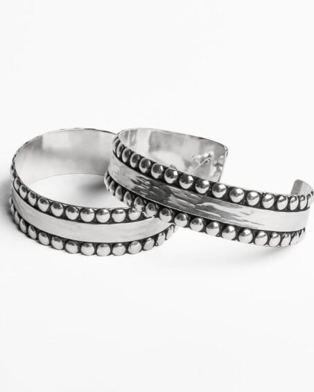 Hammered Studs Bangle BRACELET