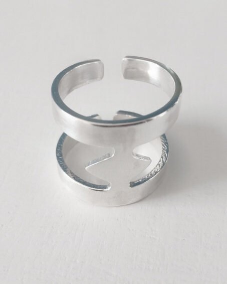 Igenni Ring