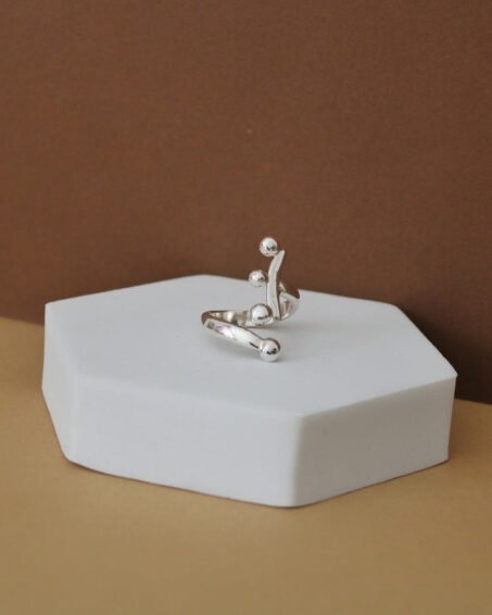LUNA Ring