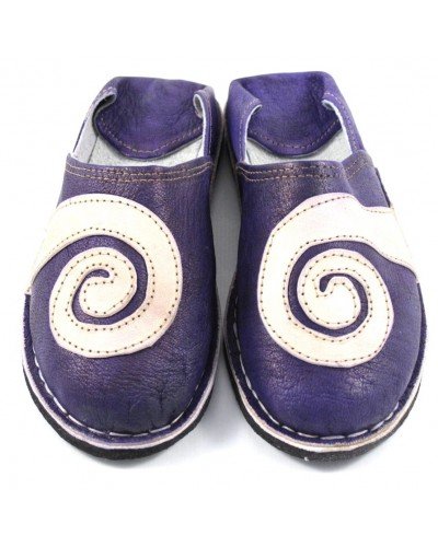 Spiral slippers made of purple and natural leather