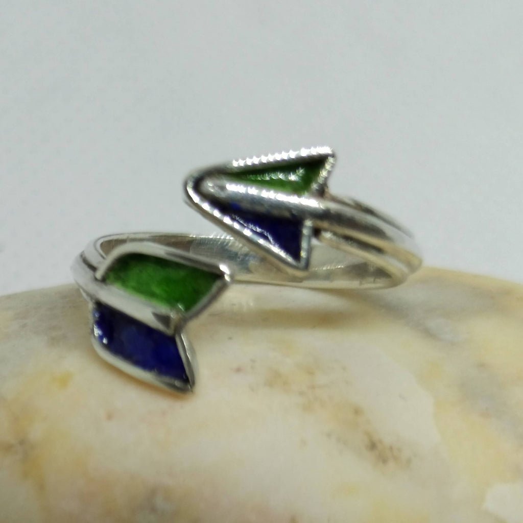 The Arrow Ring